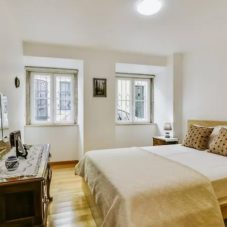 Typical Portuguese In The City Center Apartman Lisboa