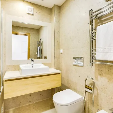 Typical Portuguese In The City Center Apartman